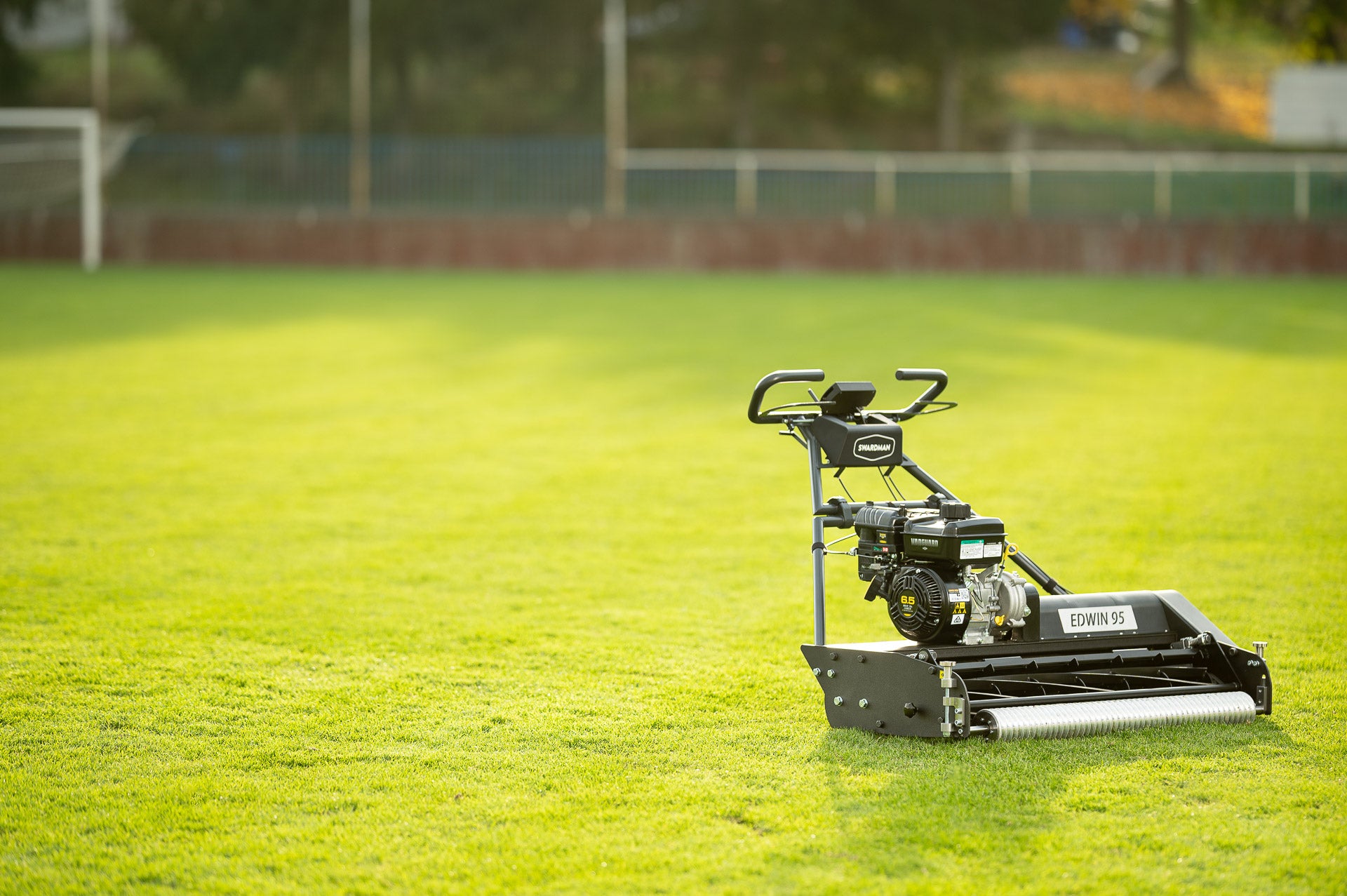Mașină de tuns iarba elicoidală Swardman Edwin PRO 95