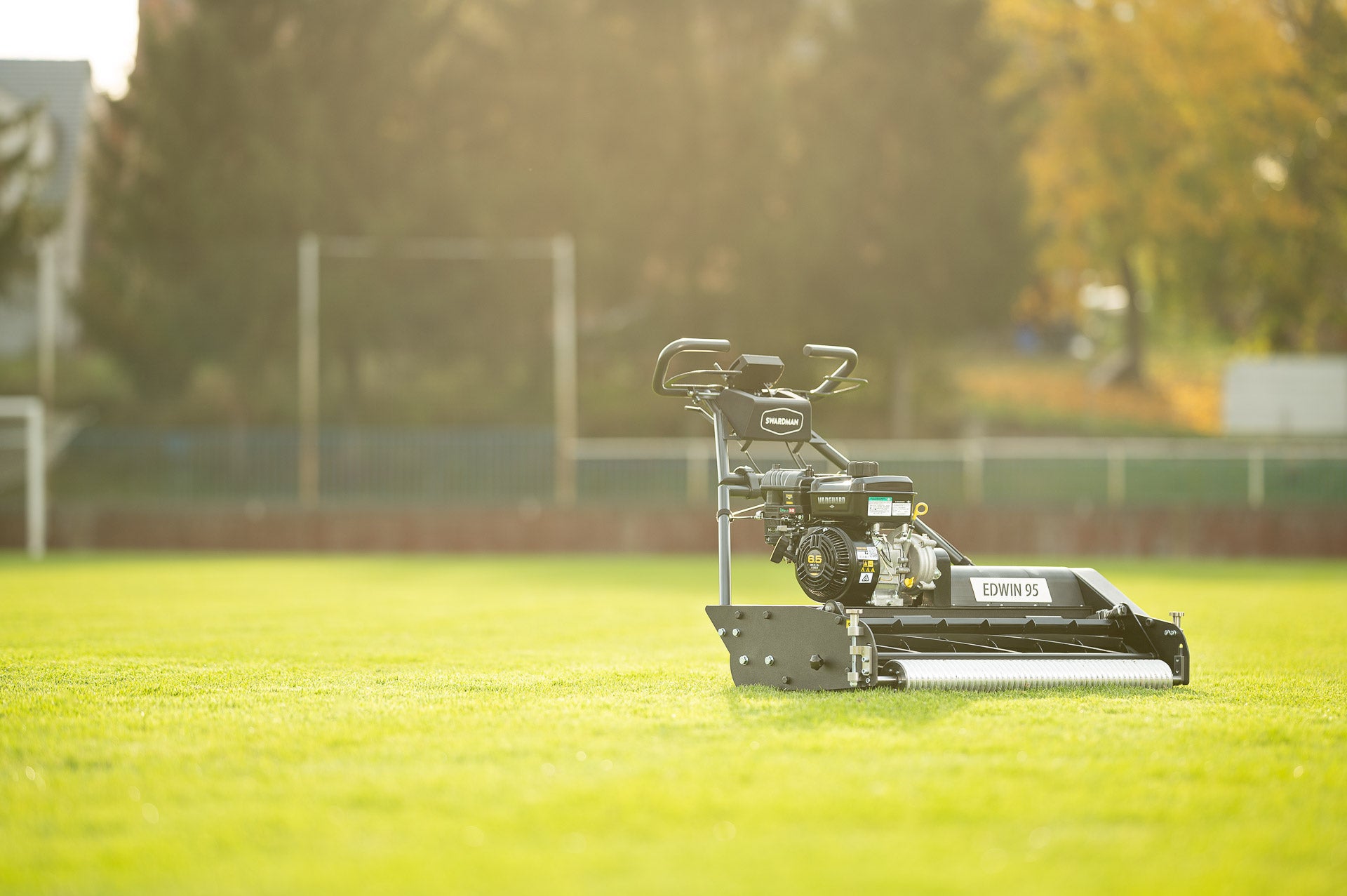 Mașină de tuns iarba elicoidală Swardman Edwin PRO 95