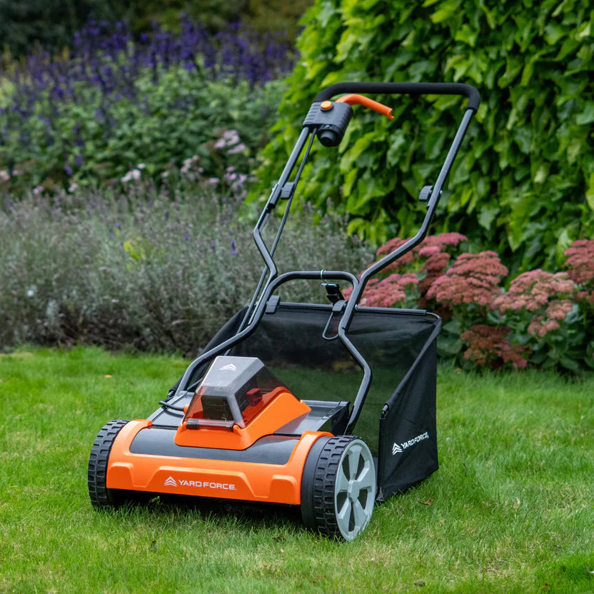 Mașină de tuns gazon / iarba Yard Force LM C38A cu tambur și acumulator, 20 V, 38 cm