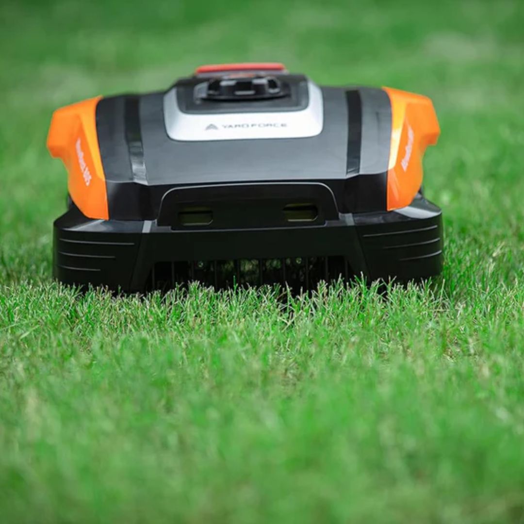 Robot de tuns gazonul Yard Force MowBest 805B, cu fir perimetral