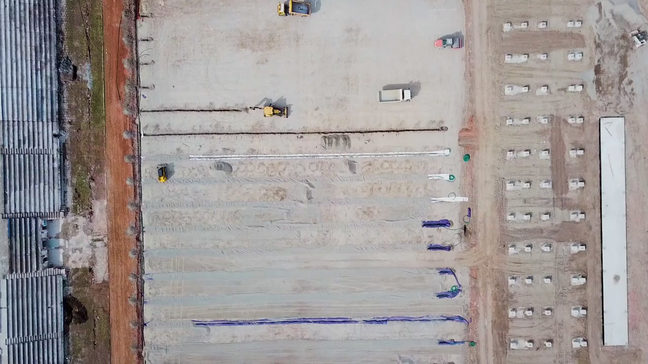 Încarcă videoclipul: 